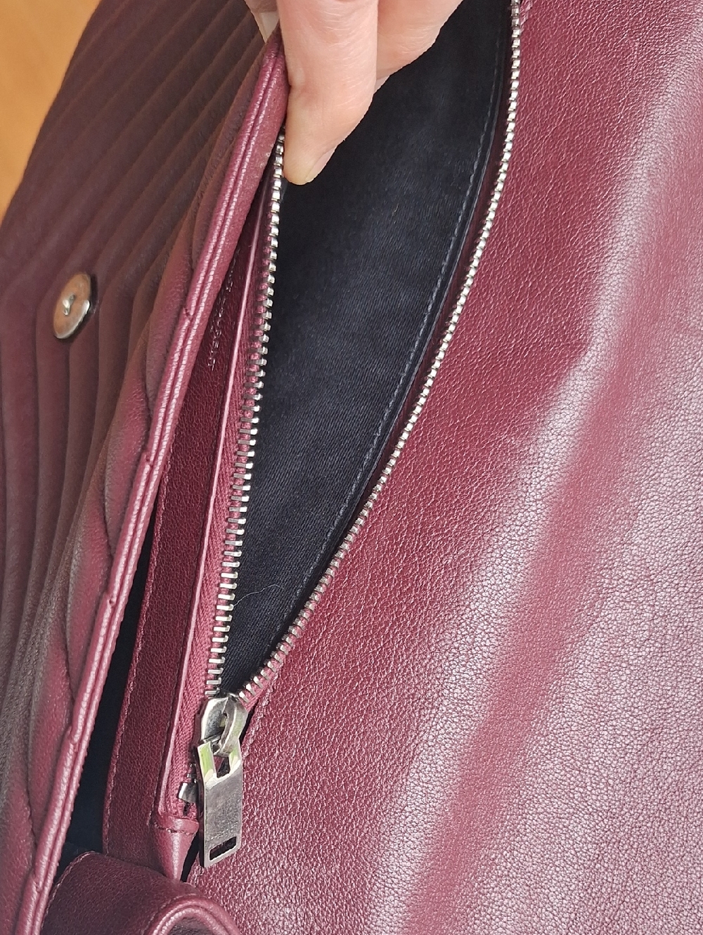 Saint Laurent YSL Chevron College Bag Burgundy Aged Black Hardware Large Size - Picture 14 of 16
